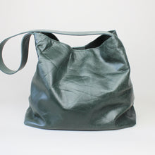 Lade das Bild in den Galerie-Viewer, Großer Slouchy Bag - Grün