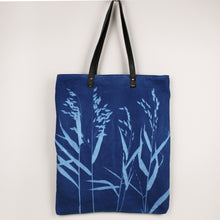 Lade das Bild in den Galerie-Viewer, Cyanotasche Zittergras
