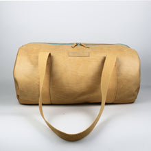 Lade das Bild in den Galerie-Viewer, Dufflebag M - Butter
