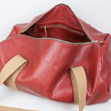 Lade das Bild in den Galerie-Viewer, Dufflebag M - Warmes Rot
