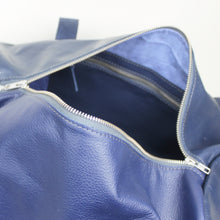Lade das Bild in den Galerie-Viewer, Dufflebag klein - blau

