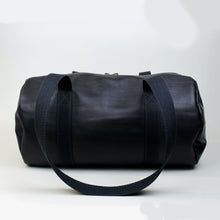 Lade das Bild in den Galerie-Viewer, Dufflebag XS - schwarz
