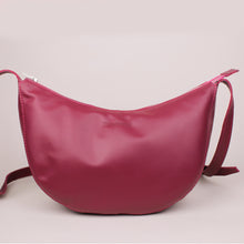 Lade das Bild in den Galerie-Viewer, Halbmondtasche - Cyclam

