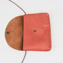 Lade das Bild in den Galerie-Viewer, Kleine Handytasche - Orange
