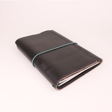 Lade das Bild in den Galerie-Viewer, Organizer für drei Hefte - Dunkelbraun
