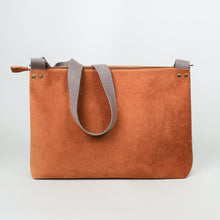 Lade das Bild in den Galerie-Viewer, kleine Tasche im Querformat - rostorange
