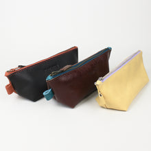 Lade das Bild in den Galerie-Viewer, Mäppchen Triangle
