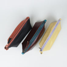 Lade das Bild in den Galerie-Viewer, Mäppchen Triangle
