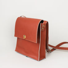 Lade das Bild in den Galerie-Viewer, kleine quadratische Tasche - Orange
