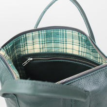 Lade das Bild in den Galerie-Viewer, Rucksack - dunkelgrün
