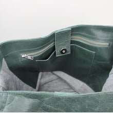 Lade das Bild in den Galerie-Viewer, Großer Slouchy Bag - Grün
