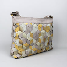 Lade das Bild in den Galerie-Viewer, Handtasche geflochten - Gelb / Sand
