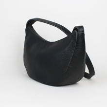 Lade das Bild in den Galerie-Viewer, Halbmondtasche - Schwarz
