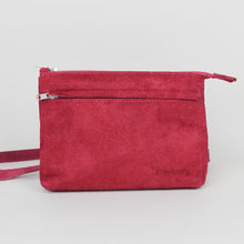 Lade das Bild in den Galerie-Viewer, kleine Tasche im Querformat S - Wildleder pink
